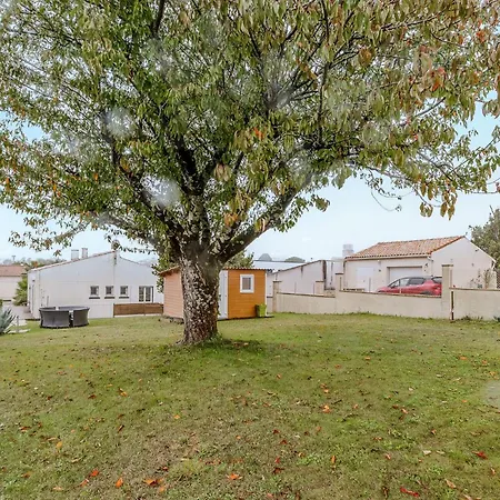 Holiday home Beautiful In With Wifi Royan